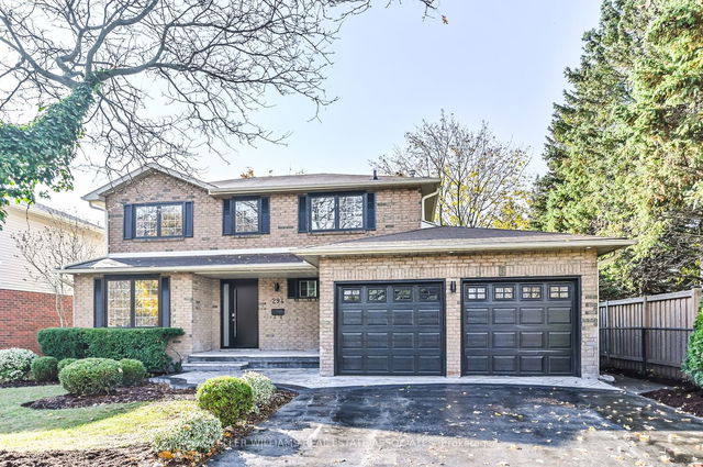 294 Mississaga Street