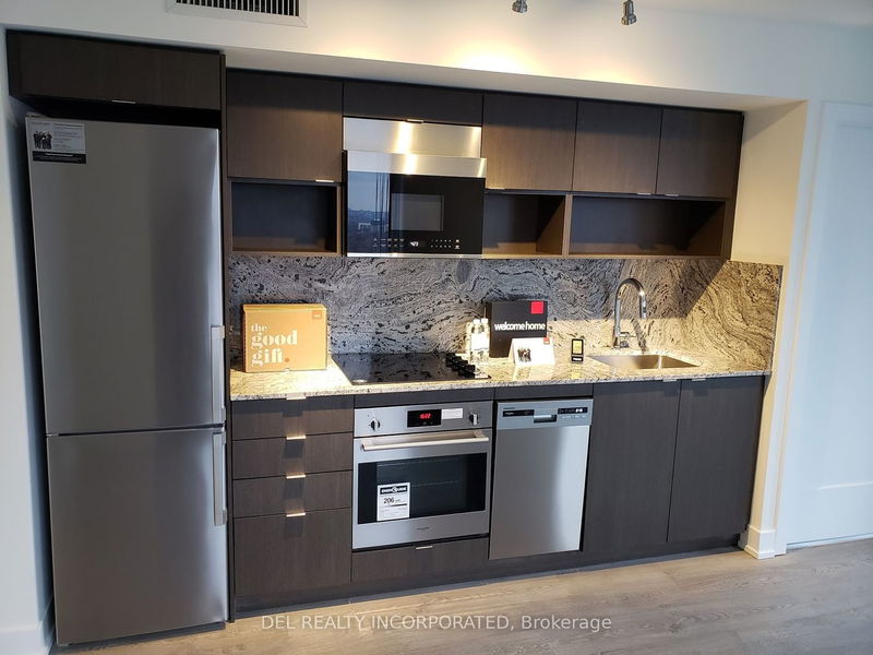 home for lease on 2618-9 Mabelle Avenue