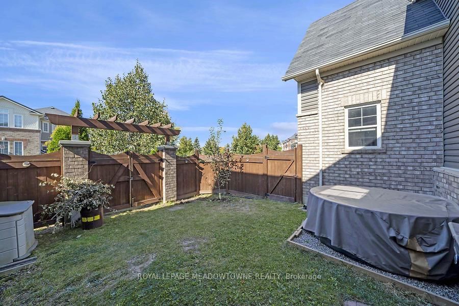 Listing Image 27