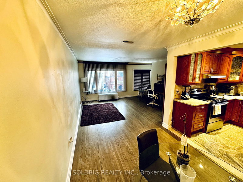 65 Branstone Rd, Toronto, M6E 4H3 | Image 2