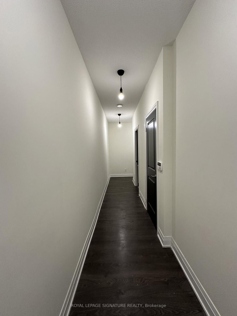 205 - 55 Speers Rd, Oakville, L6K 3R6 | Image 3