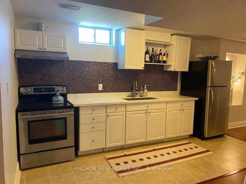 Bsmt - 6984 Amour Terr, Mississauga, L5W 1G5 | Image 3