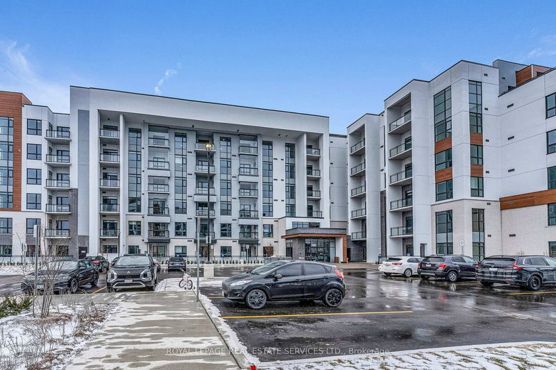 316 - 470 Gordon Krantz Ave, Milton, L9E 1Z3 | Image 2