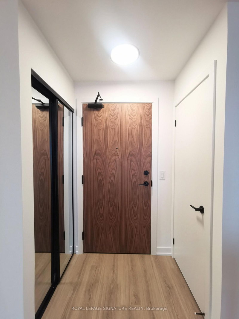 511 - 10 Lagerfeld Dr, Brampton, L7A 0H8 | Image 2