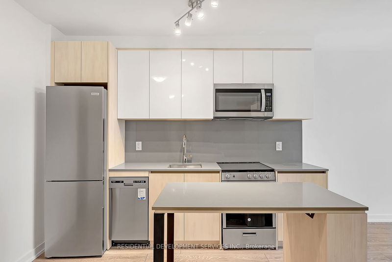 home for lease on 609-3100 Keele Street
