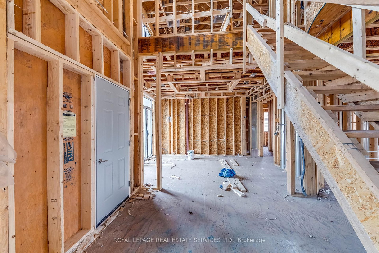 Listing Image 11