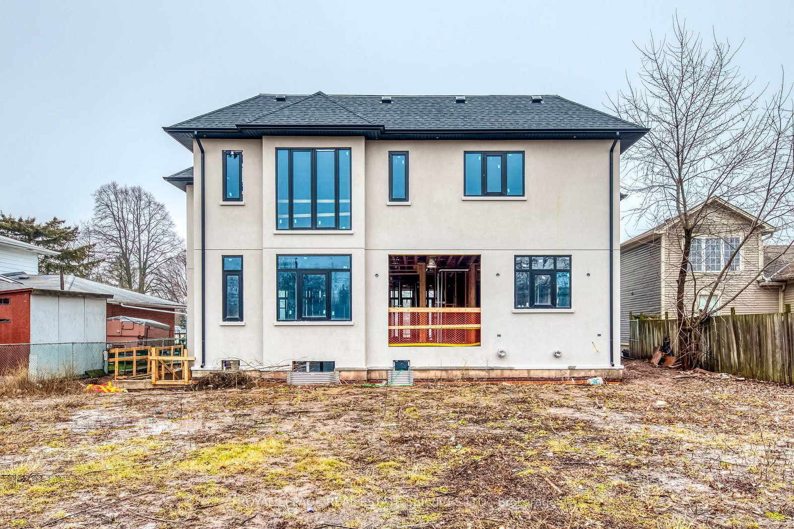 Listing Image 23