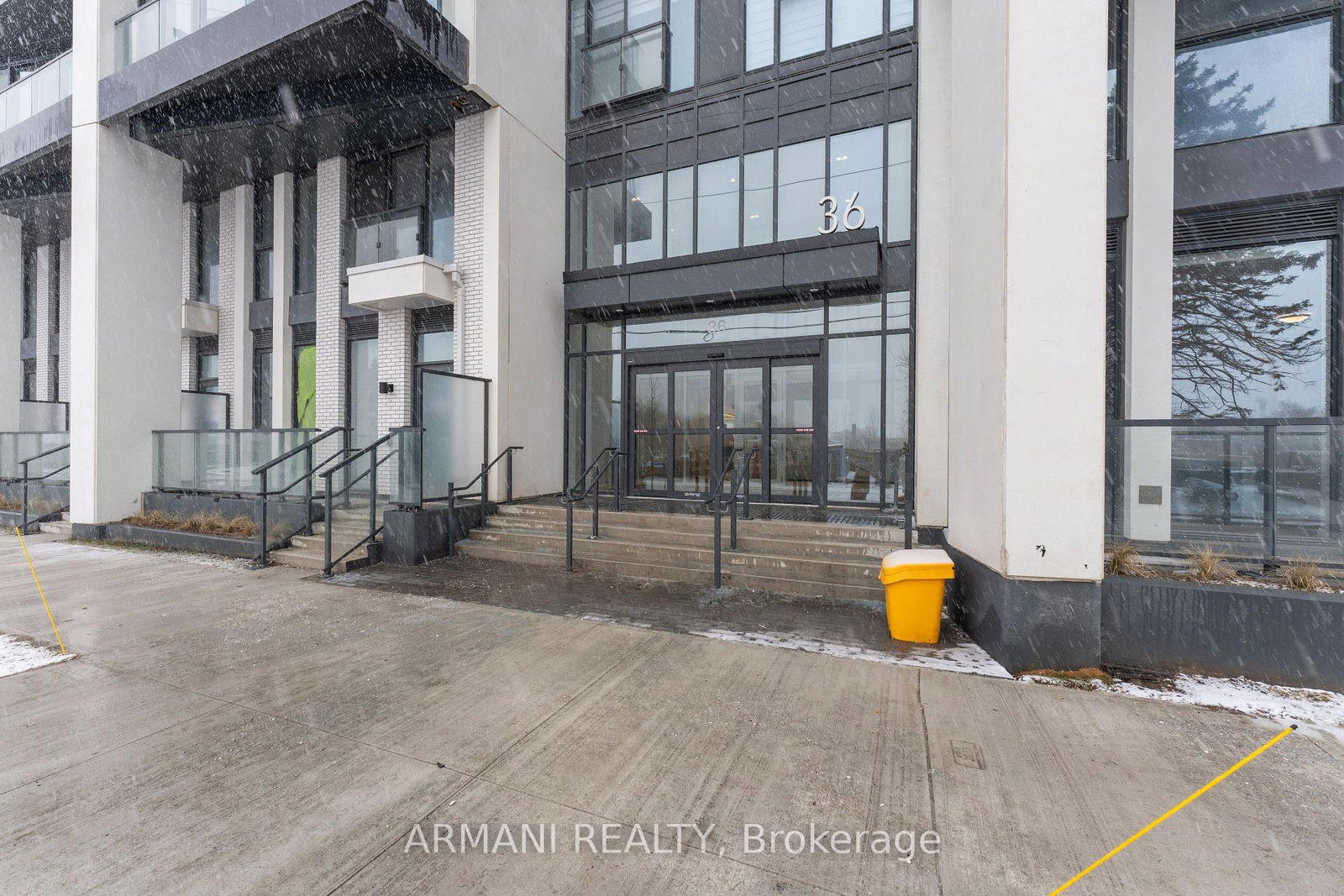 Listing Image 3