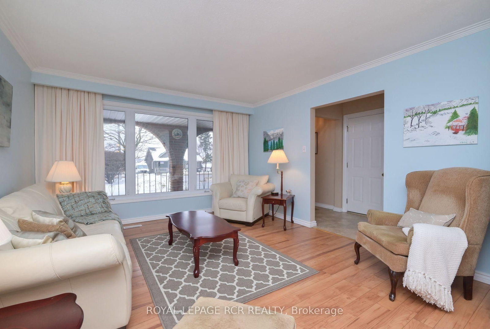 Listing Image 7