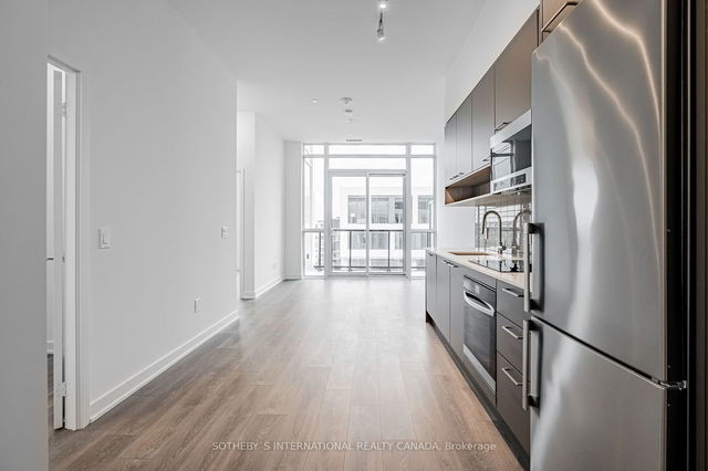 810 - 3005 Pine Glen Road