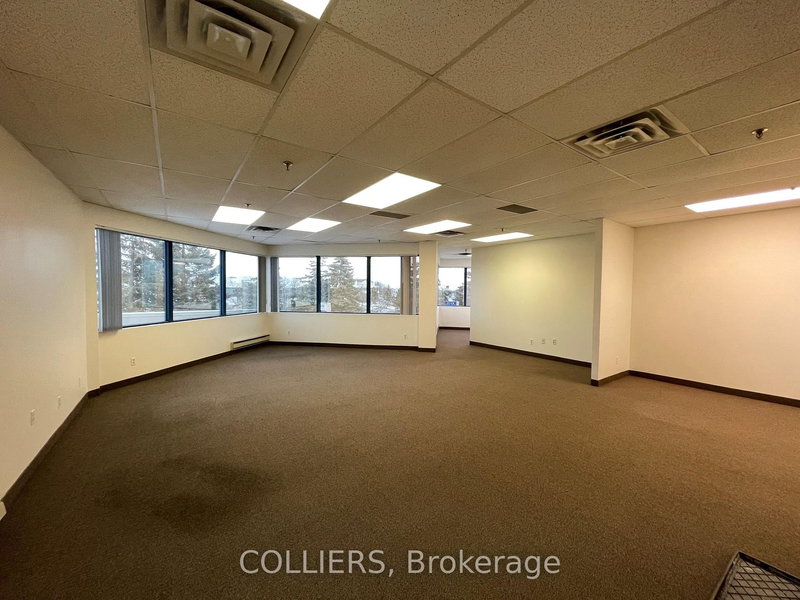 211 - 2150 Winston Park Dr, Oakville, L6H 5W1 | Image 2