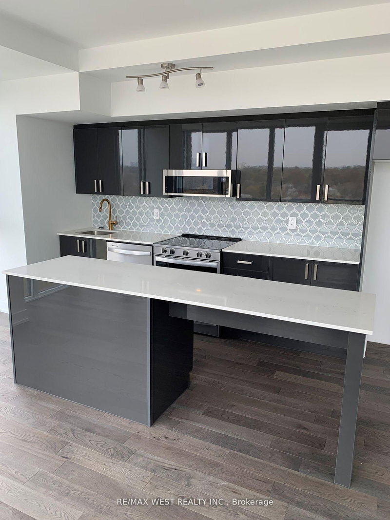 802 - 1063 Douglas Mccurdy Comm Circ, Mississauga, L5L 3H9 | Image 2