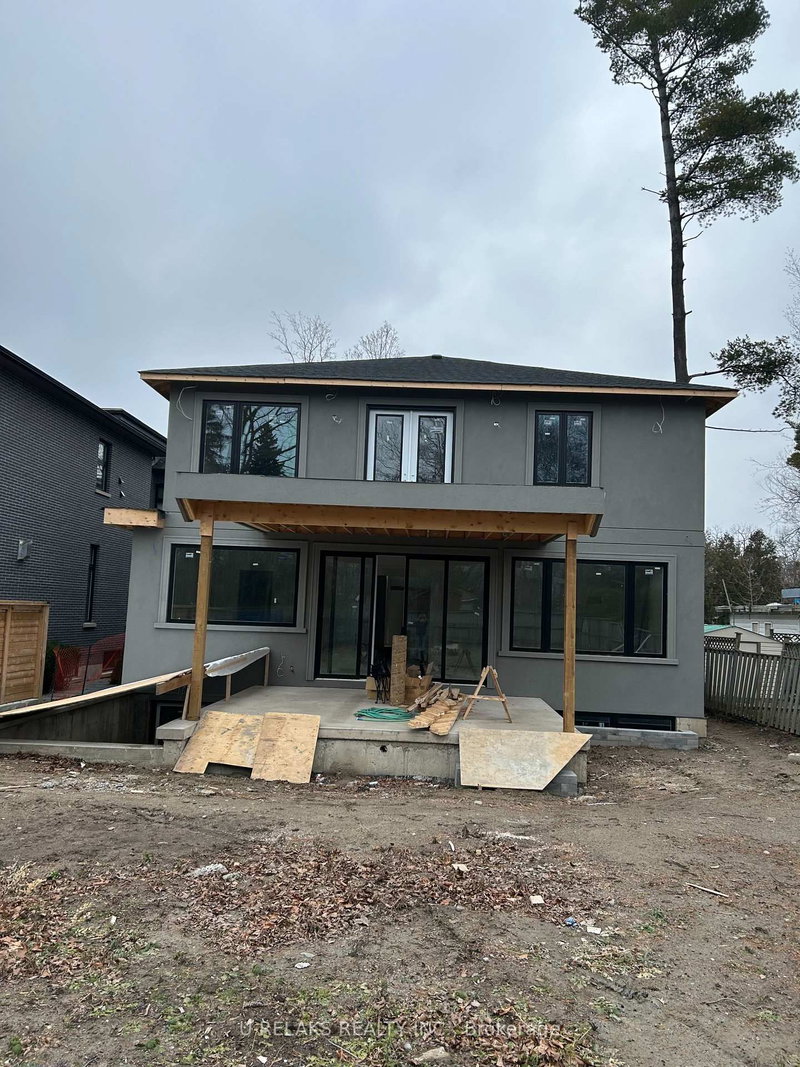 3081 Grenville Dr, Mississauga, L5A 2P6 | Image 2