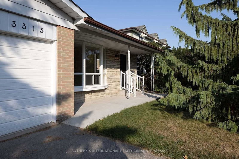 3315 Nadine Cres  Mississauga, L5A 3L4 | Image 2