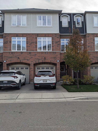 Townhouse leased at 2-1133 Haig Boulevard, Mississauga, Ontario, L5E 2M6 - Lakeview - MLS: W8036674