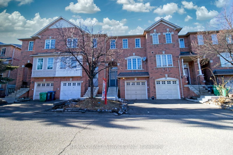 21 - 170 Havelock Dr, Brampton, L6W 4T3 | Image 2