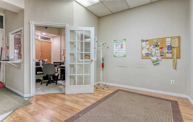 Main Fl - 238 Queen St S, Mississauga, L5M 1L5 | Image 2