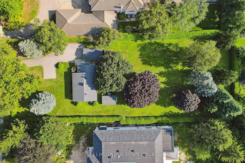 392 Fourth Line, Oakville, L6L 5A4 | Image 2