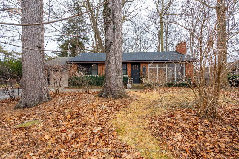 276 LAKESHORE Rd W, Oakville, L6K 1E8 | Image 3