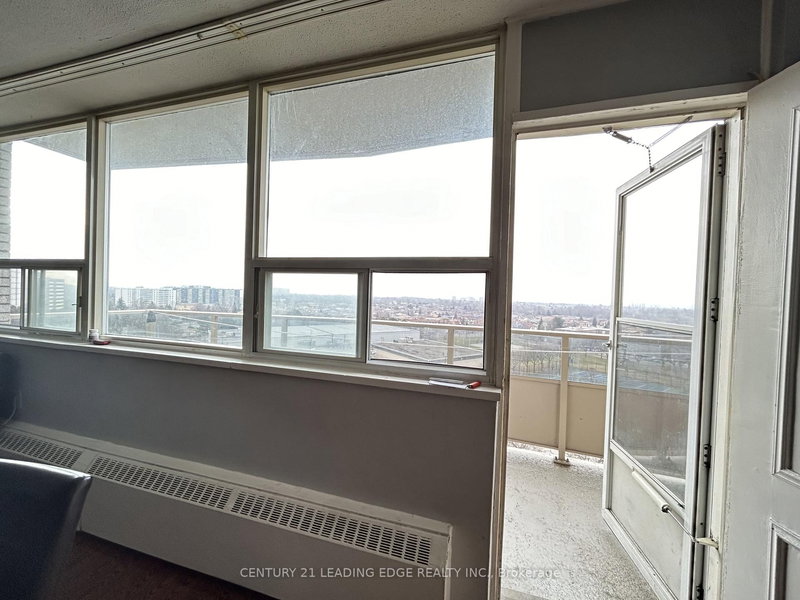 916 - 80 Grandravine Dr, Toronto, M3J 1B2 | Image 3