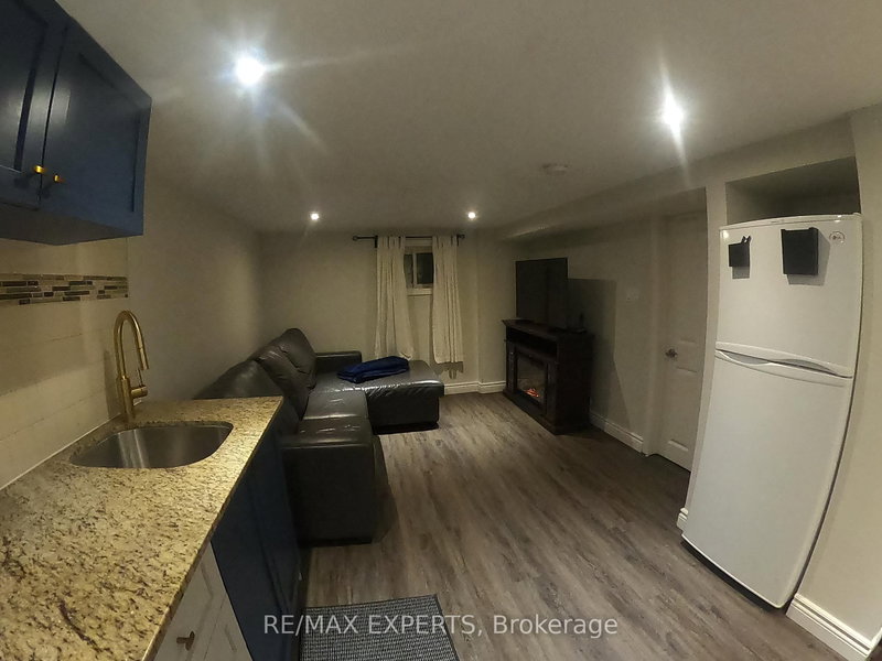 Bsmt - 10 Lady Bank Rd, Toronto, M8Z 4J5 | Image 3