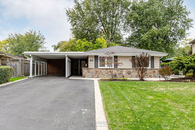 25 Roberts Crescent