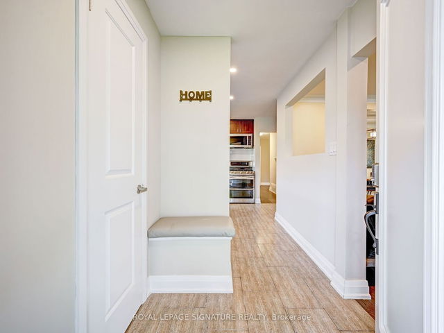 1023 Caven Street