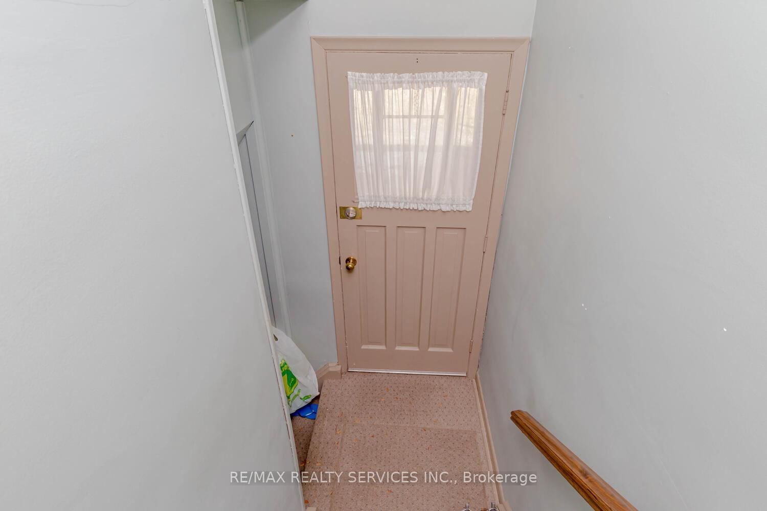 Listing Image 24