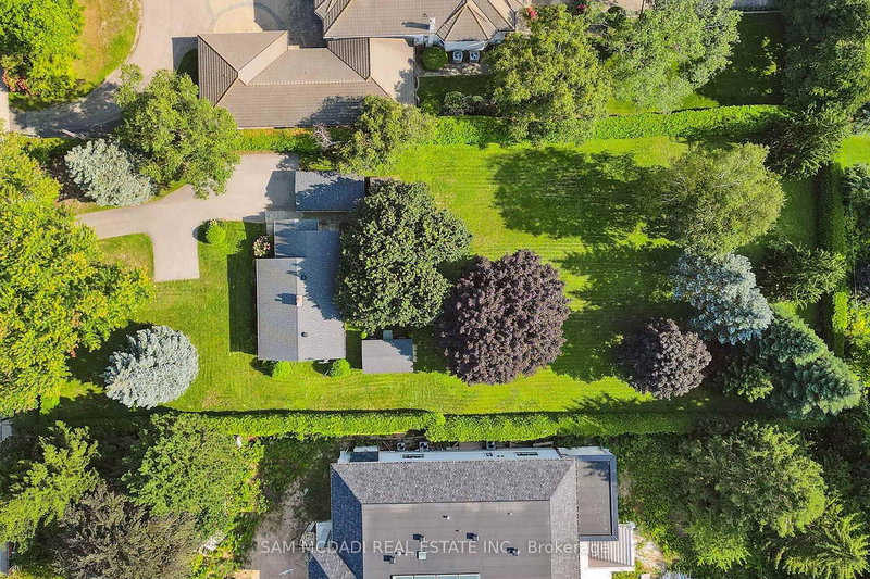 392 Fourth Line, Oakville, L6L 5A4 | Image 2