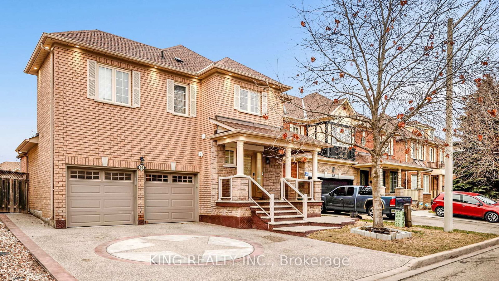 Listing photo 2
