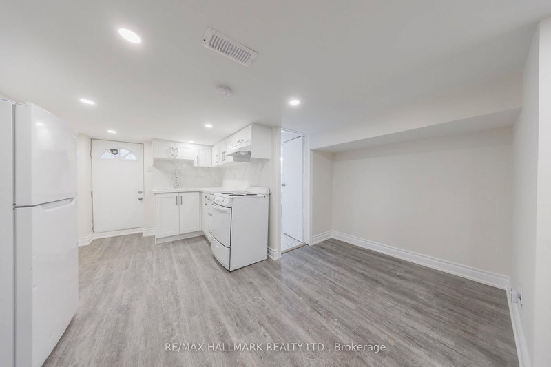Bsmt - 185 Laughton Ave, Toronto, M6N 2X6 | Image 3