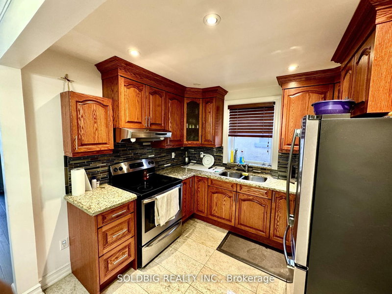 65 Branstone Rd, Toronto, M6E 4H3 | Image 3
