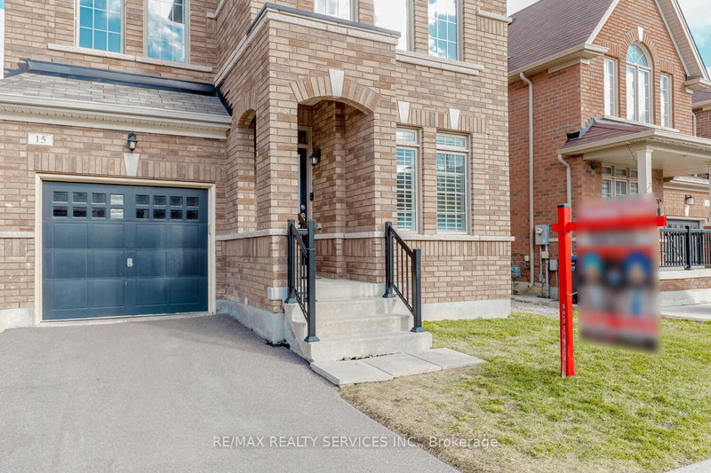 15 Fringetree Rd, Brampton, L6R 3V8 | Image 2