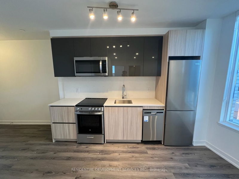 home for lease on 517-3100 Keele Street