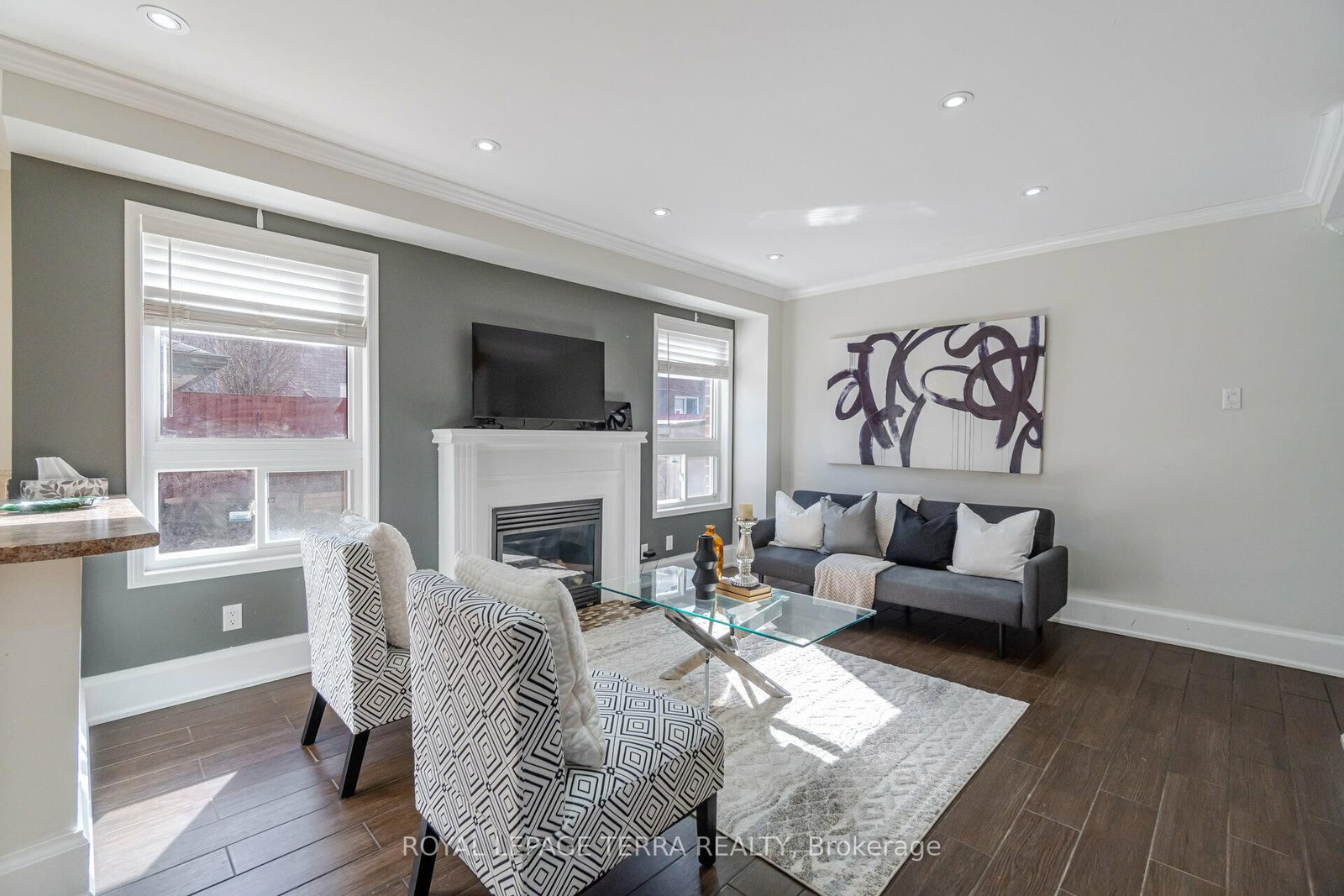 Listing Image 15