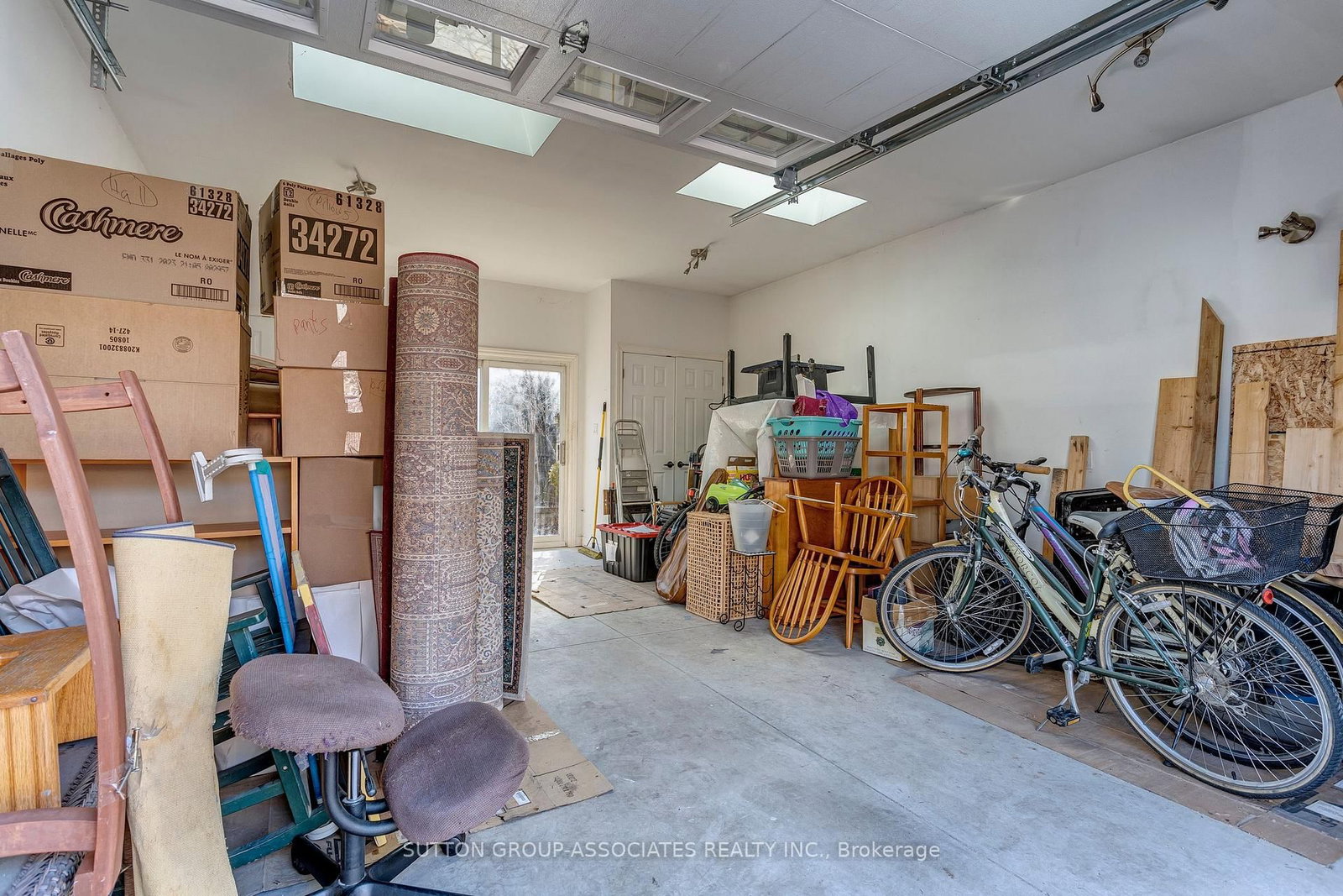 Listing Image 37