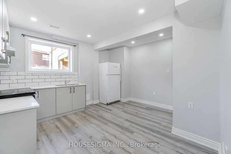 91 Bruce Beer Dr E, Brampton, L6V 2Z7 | Image 3