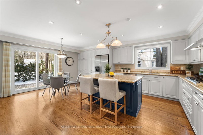 1244 Woodland Ave, Mississauga, L5G 2X9 | Image 2