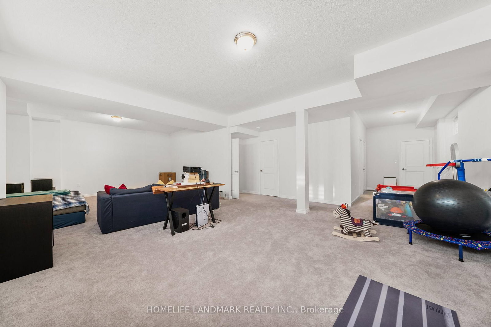 Listing Image 35