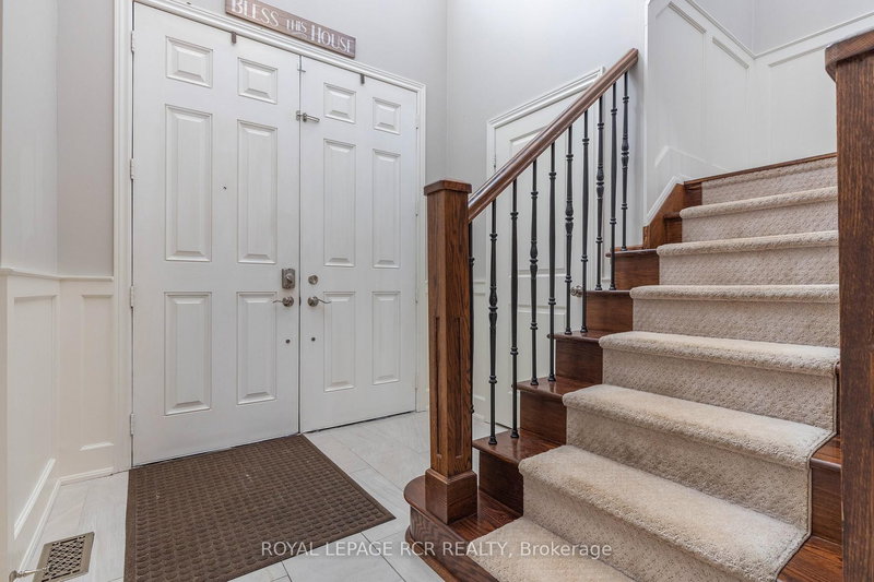 65 Paisley Green Ave, Caledon, L7C 3S1 | Image 2