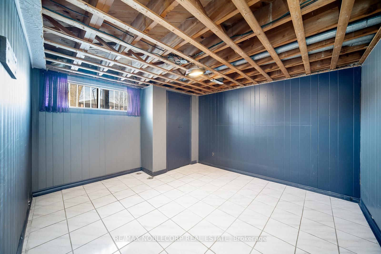 Listing Image 35