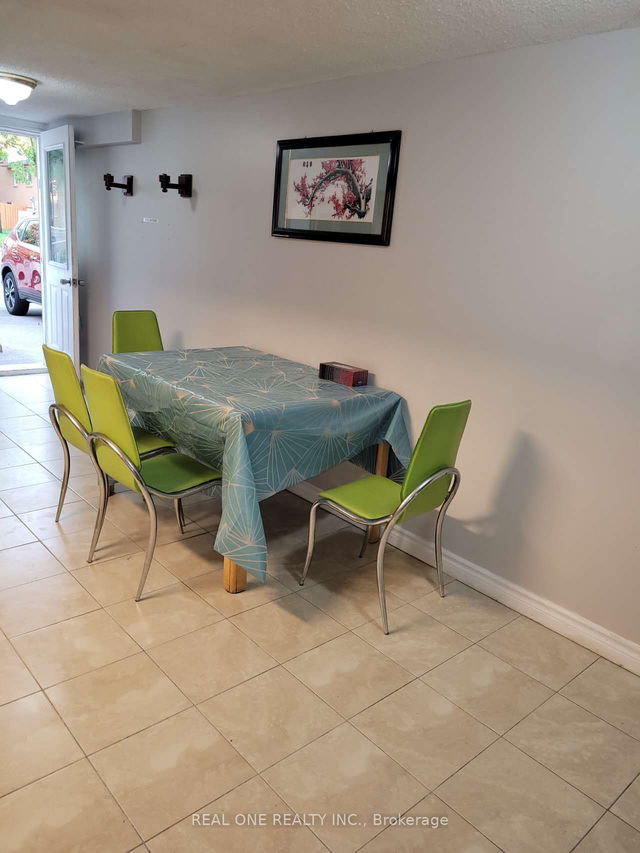 Basemnt - 469 Appledore Crescent