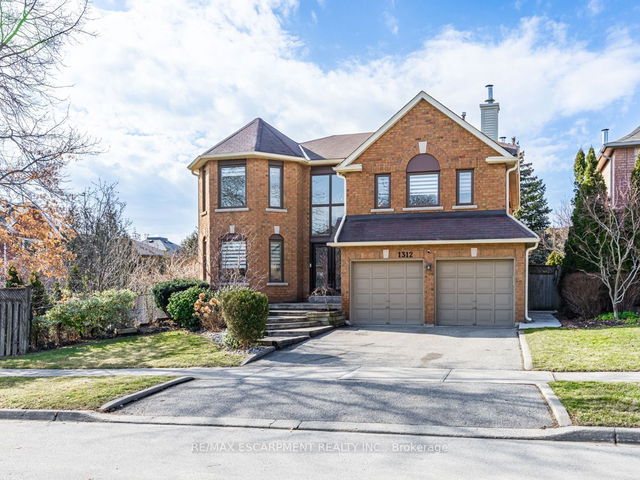 1312 Saddler Circle