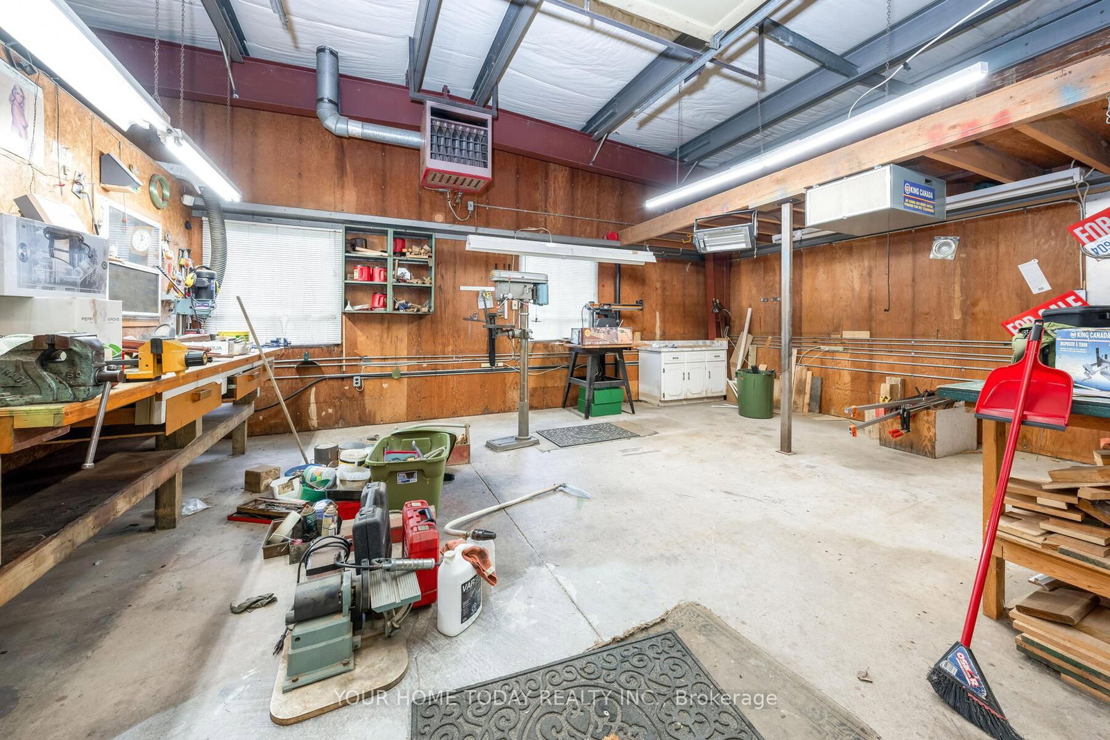 Listing Image 7