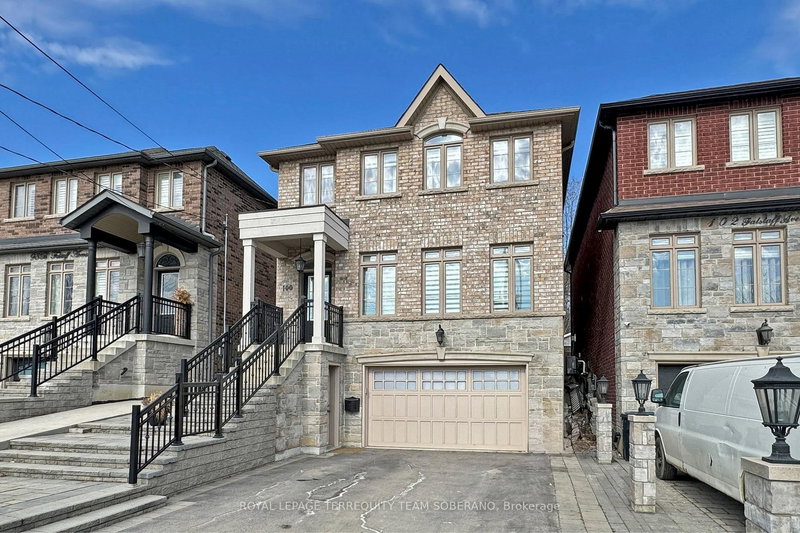 100 Falstaff Ave, Toronto, M6L 2E4 | Image 2