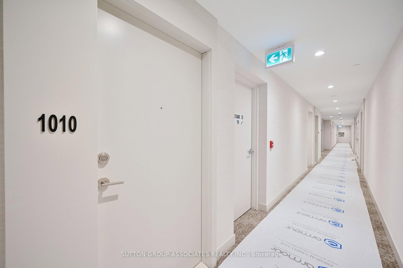 1010 - 215 Veterans Dr, Brampton, L7A 0B6 | Image 3