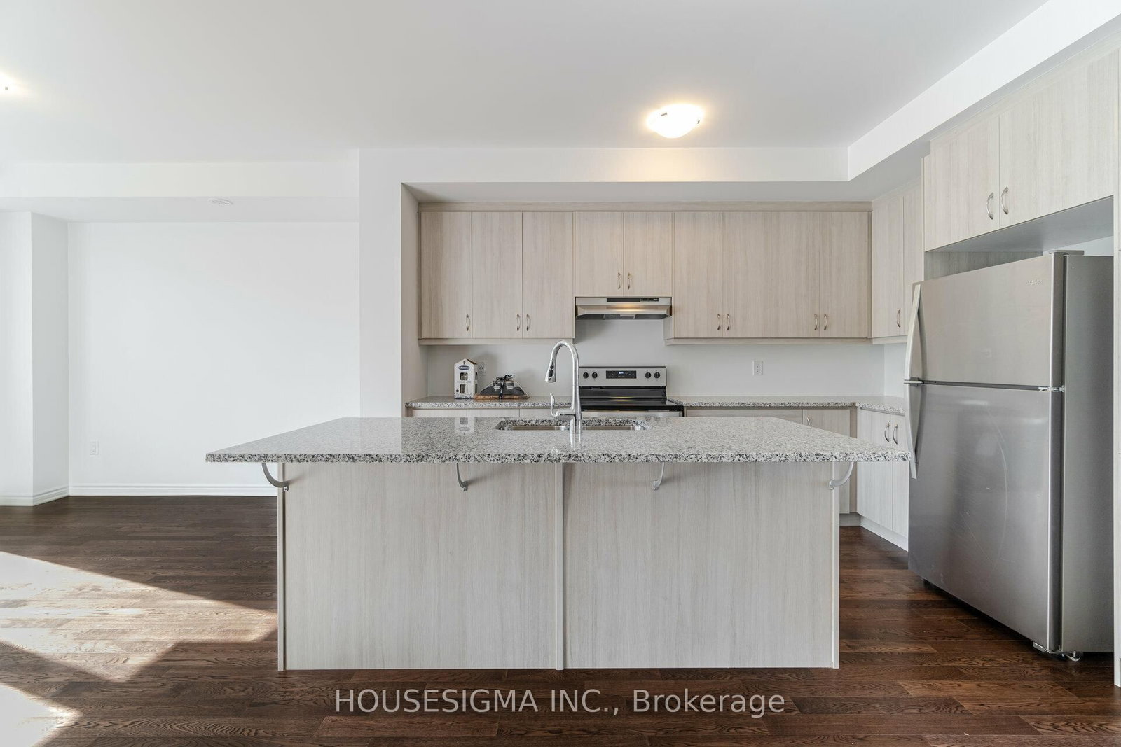 1386 Kaniv Street - Photo 17