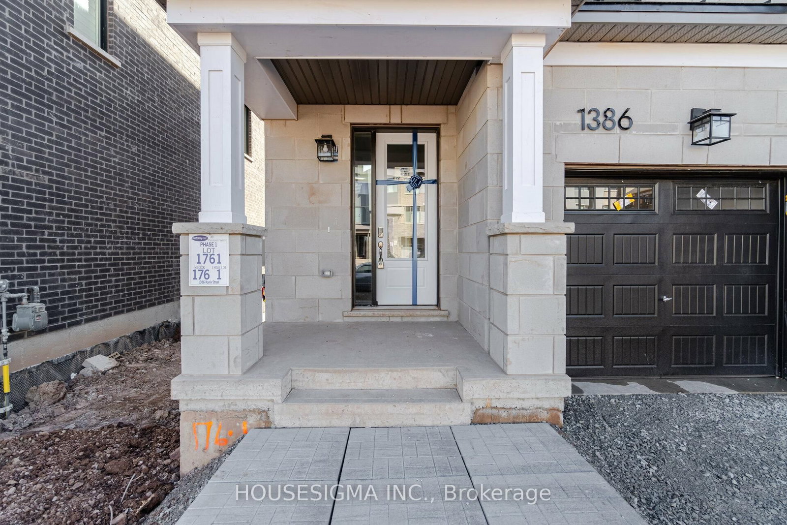 1386 Kaniv Street - Photo 3