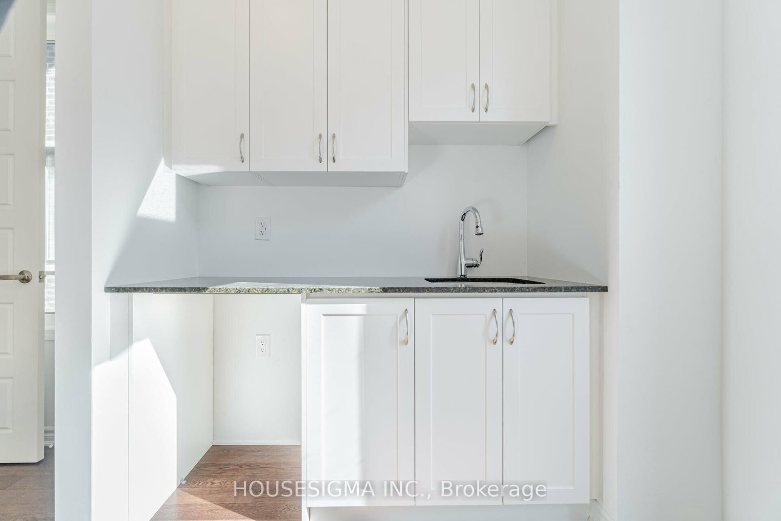 1386 Kaniv Street - Photo 7