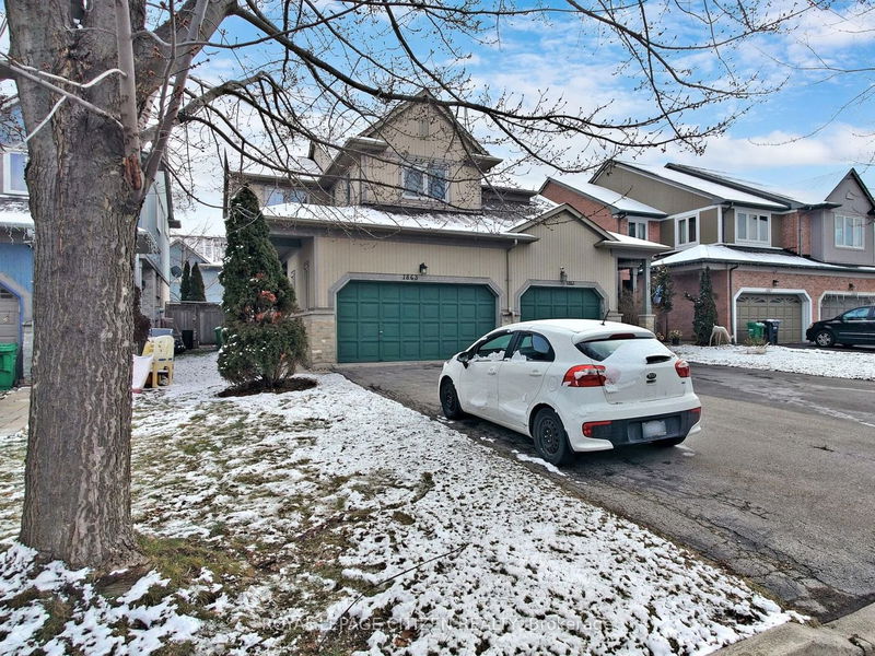 home for lease on 1863 Stevington Crescent